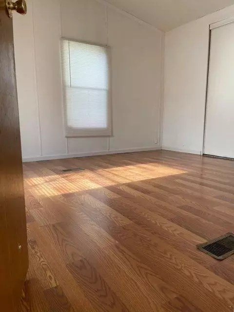 22 Maple St, Minooka, IL 60447 photo 8
