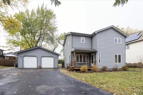 1585 Vermont St, Rolling Meadows, IL 60008