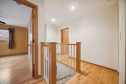 Entry Way - 1585 Vermont St, Rolling Meadows, IL 60008 photo 1 of 1