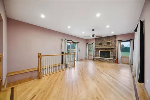 Living - 1585 Vermont St, Rolling Meadows, IL 60008 photo 2 of 4