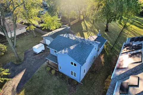 View/Area - 1585 Vermont St, Rolling Meadows, IL 60008 photo 1 of 5