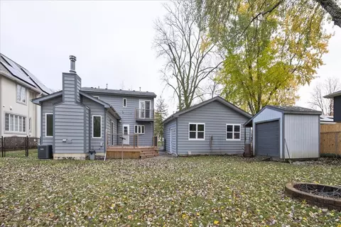 Exterior - 1585 Vermont St, Rolling Meadows, IL 60008 photo 3 of 8