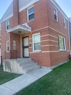2153 E 100th St, Chicago, IL 60617