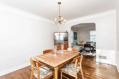 552 E Parkway Rd, Riverside, IL 60546 photo 9