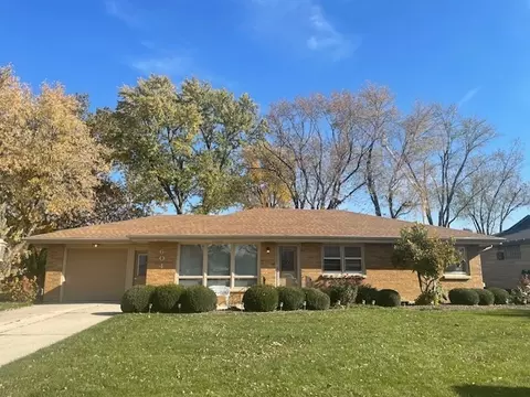 604 W Bevan Dr, Joliet, IL 60435