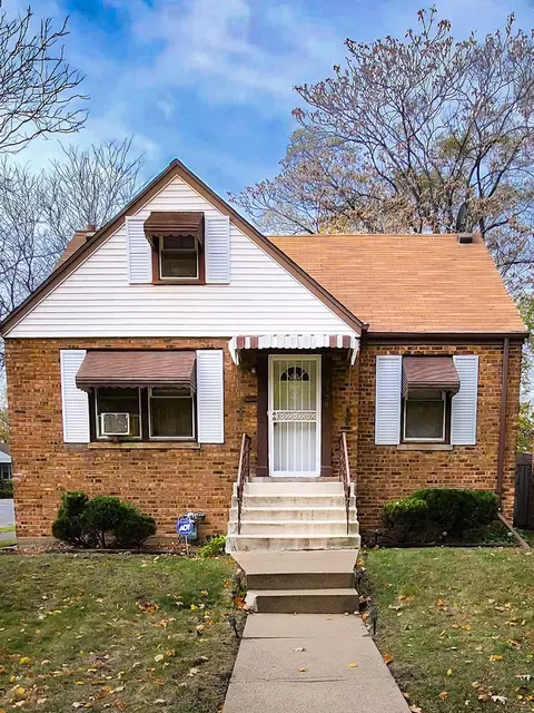 12356 S La Salle St, Chicago, IL 60628
