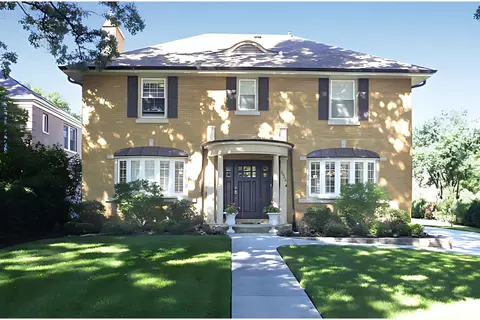 3928 Grand Ave, Western Springs, IL 60558