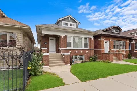 3133 N Kilpatrick Ave, Chicago, IL 60641