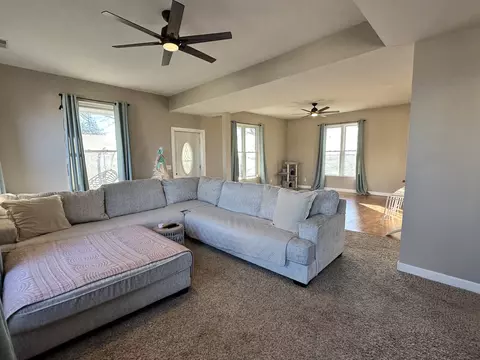 Living - 408 S Walnut St, Arrowsmith, IL 61722 photo 2 of 2