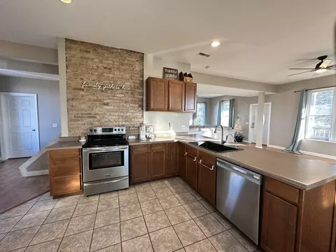 Kitchen - 408 S Walnut St, Arrowsmith, IL 61722 photo 1 of 2
