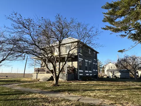Other - 408 S Walnut St, Arrowsmith, IL 61722 photo 2 of 7