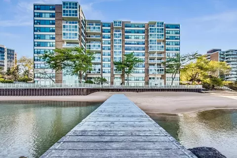 1616 Sheridan Rd #7B, Wilmette, IL 60091
