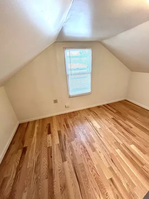 Bedroom - 135 E North Ave, Elmhurst, IL 60126 photo 2 of 2