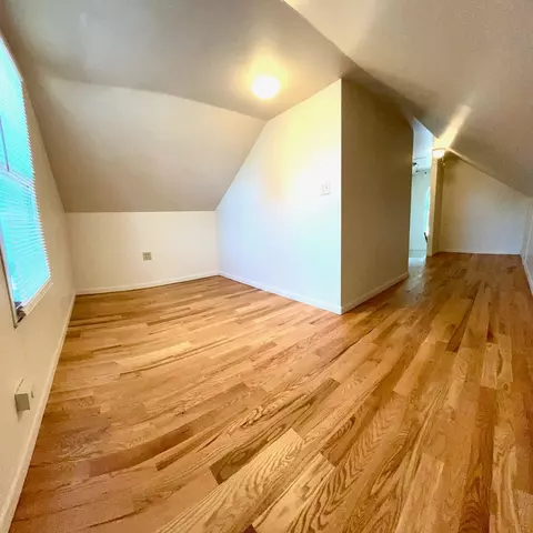 Bedroom - 135 E North Ave, Elmhurst, IL 60126 photo 1 of 2