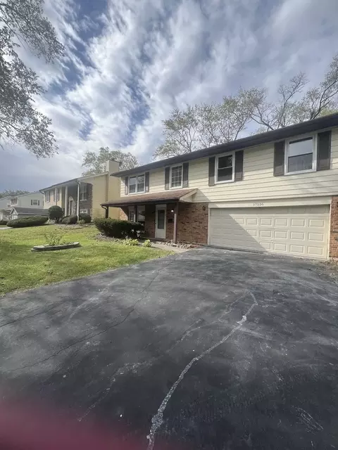 17536 Chestnut Ave, Country Club Hills, IL 60478