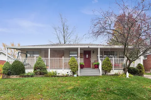 125 N Pamela Dr, Chicago Heights, IL 60411