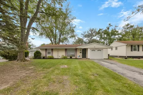 110 S Willow Ln, Glenwood, IL 60425