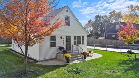 7933 Long Ave, Burbank, IL 60459 photo 3
