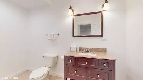 Bath - 808 E Hickory Ave, Addison, IL 60101 photo 5 of 5