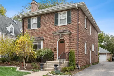 717 Roger Ave, Kenilworth, IL 60043