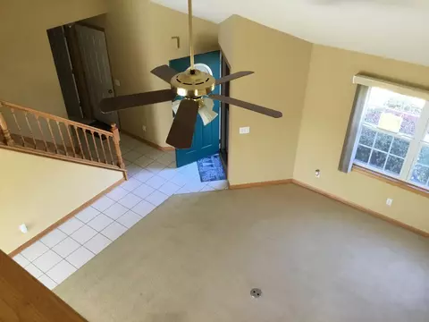 Living - 1484 Timber Ridge Ct, Kankakee, IL 60901 photo 1 of 3