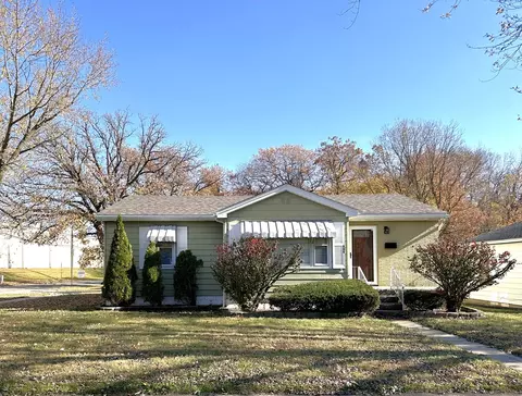 906 S Nelson Ave, Kankakee, IL 60901
