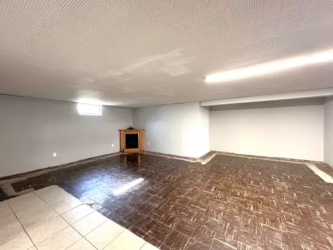 Living - 906 S Nelson Ave, Kankakee, IL 60901 photo 6 of 6