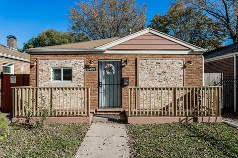 4455 S Leamington Ave, Chicago, IL 60638