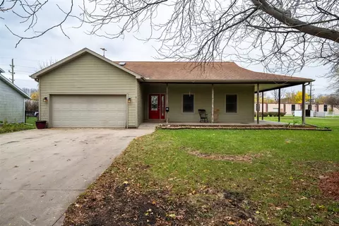 835 N Bell Ave, Pontiac, IL 61764