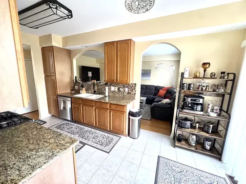 Kitchen - 1205 Telluride Ct, Bartlett, IL 60103 photo 1 of 3