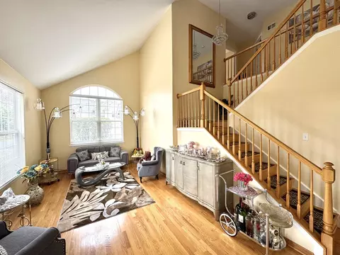 Living - 1205 Telluride Ct, Bartlett, IL 60103 photo 3 of 6