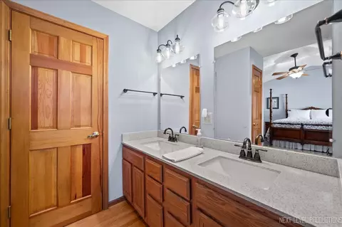 Bath - 809 Weston Ct, Elburn, IL 60119 photo 1 of 4