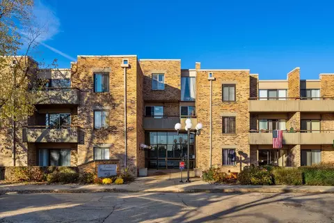 1926 Prairie Sq #314B, Schaumburg, IL 60173