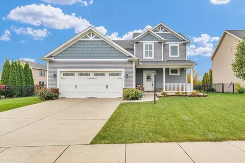 1311 Fieldstone Dr, Savoy, IL 61874