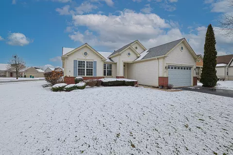 12893 Willow Creek Ln, Huntley, IL 60142