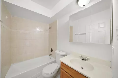 8310 W 47th St #4, Lyons, IL 60534 photo 8