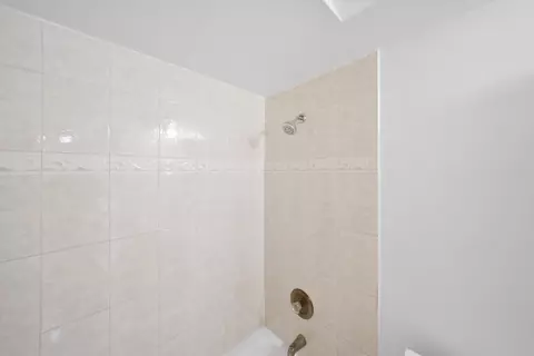 8310 W 47th St #4, Lyons, IL 60534 photo 9