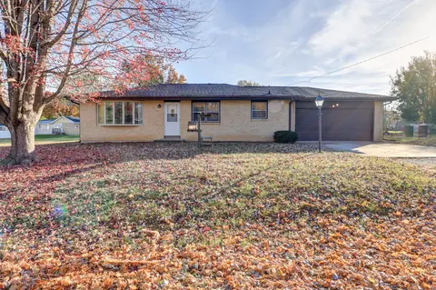 715 W Humphrey Ave, Rock Falls, IL 61071