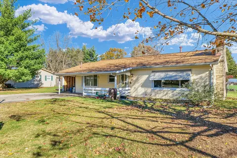 101 Delmar Dr, Catlin, IL 61817 photo 4