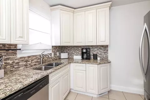 Kitchen - 523 E 3rd St, Lockport, IL 60441 photo 3 of 3