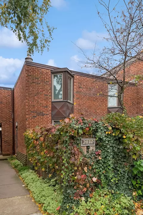 2130 N Lincoln Ave, Chicago, IL 60614