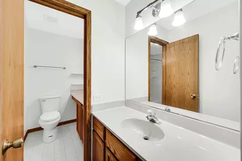 972 Old Oak Cir, Algonquin, IL 60102 photo 14
