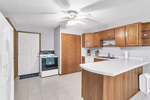2003 Ola Dr, Champaign, IL 61821 photo 5