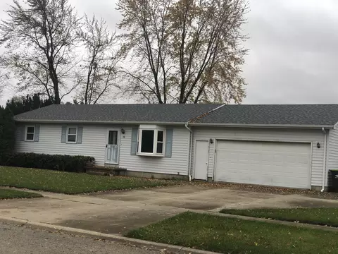 198 W Keene Ave, Cortland, IL 60112
