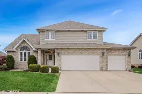 16812 Manor Dr, South Holland, IL 60473