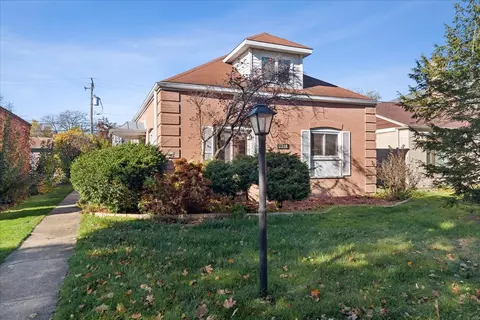 7318 N Keystone Ave, Lincolnwood, IL 60712