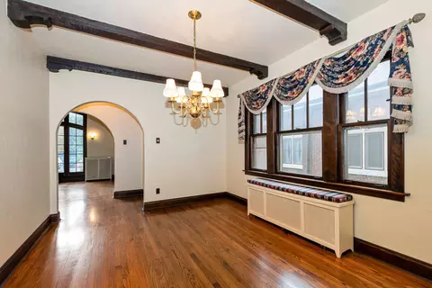 Dining - 10225 S Bell Ave, Chicago, IL 60643 photo 1 of 1
