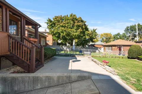 Exterior - 10225 S Bell Ave, Chicago, IL 60643 photo 6 of 7