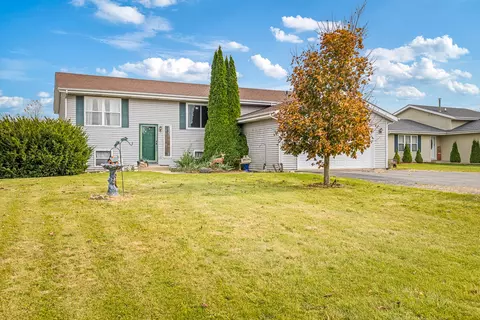 Exterior - 175 Harvest Moon Trl, Capron, IL 61012 photo 1 of 4