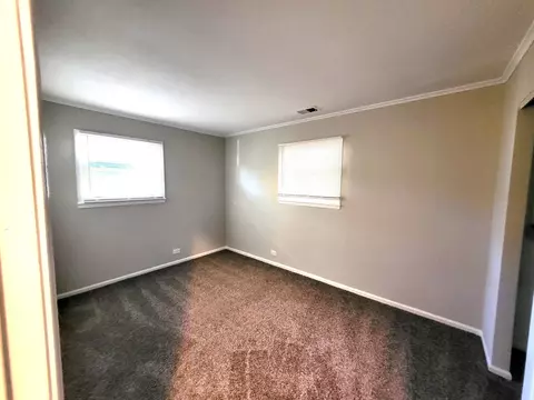 Bedroom - 240 Cindy Ln, Wheeling, IL 60090 photo 1 of 9